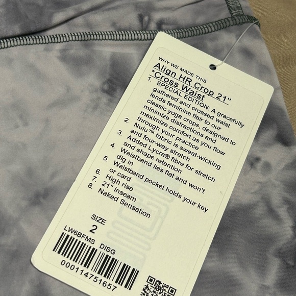 Lululemon Align 21” Crop Cross Waist size 2 - Picture 4 of 5